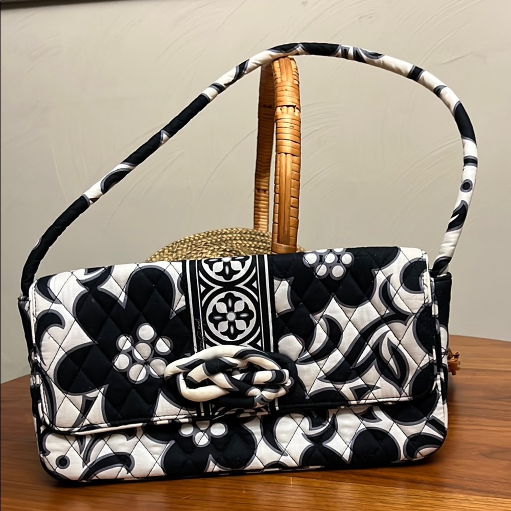 Vera‎ Bradley Black and Off White Quilted Women's Bag
